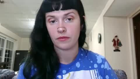 Snapshot of marcelinealtaria chatting on December 18, 4:09 am MarcelineAltaria online show from December 18, 4:09 am