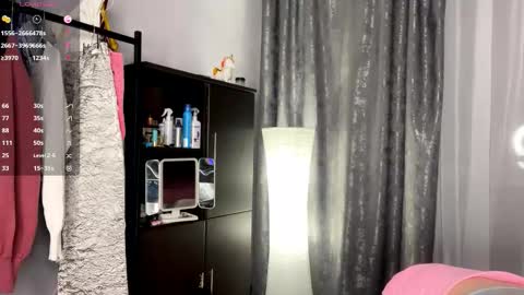 Snapshot of marciecommon chatting on October 10, 3:28 pm Alisa online show from October 10, 3:28 pm
