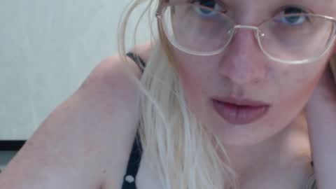margo_shine online show from December 20, 1:26 pm