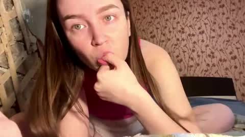 Chloe online show from April 13, 3:46 pm