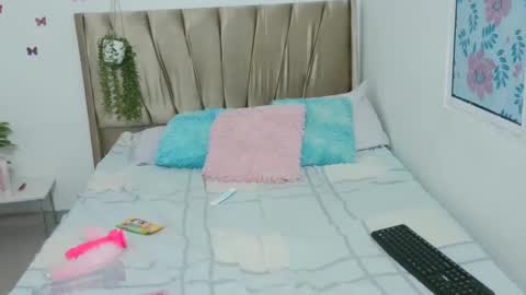 mari_curls online show from October 3, 4:06 am