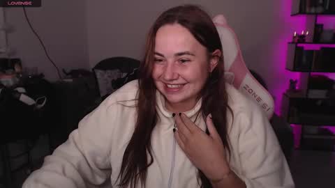 mari moore online show from September 15, 8:22 am