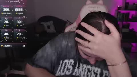 mari moore online show from November 24, 8:27 am