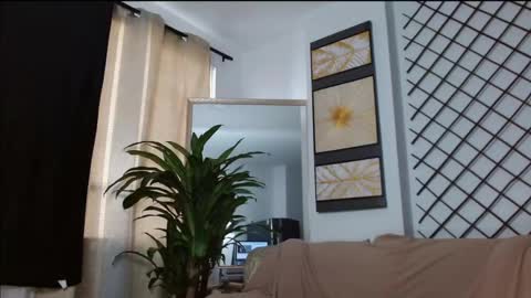 Snapshot of mariaa_antonia1 chatting on December 29, 9:09 pm mariaa_antonia1 online show from December 29, 9:09 pm