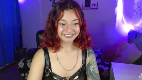 Snapshot of mariaajuana_ chatting on February 22, 2:39 am mariaajuana_ online show from February 22, 2:39 am