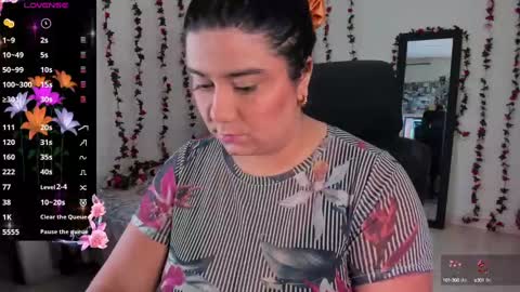Snapshot of mariamcastillo chatting on March 6, 10:26 pm Mariam Castiblanco online show from March 6, 10:26 pm