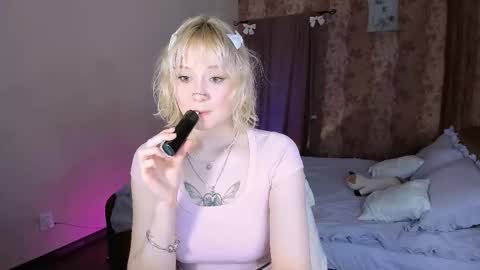 Maria online show from February 5, 3:04 pm