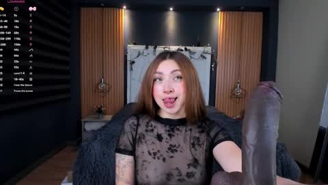 Snapshot of mariana_castro9 chatting on December 31, 6:02 pm Mariana Castro online show from December 31, 6:02 pm