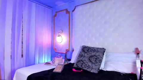 Mariana   online show from January 13, 11:36 am