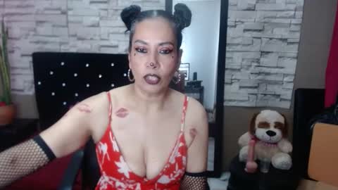 mariana_night online show from October 31, 6:04 am