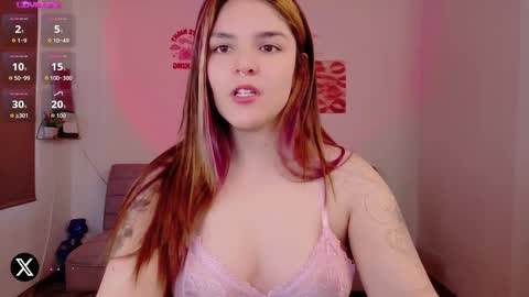 Snapshot of mariangeel_ chatting on October 5, 10:04 pm mariangeel_ online show from October 5, 10:04 pm