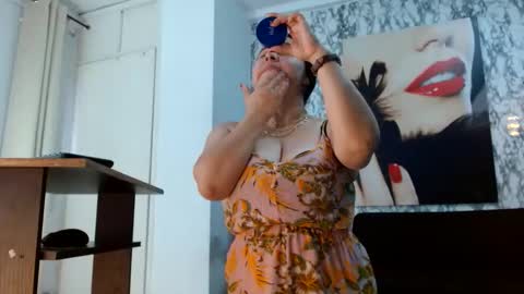 Mariani online show from October 28, 12:00 pm