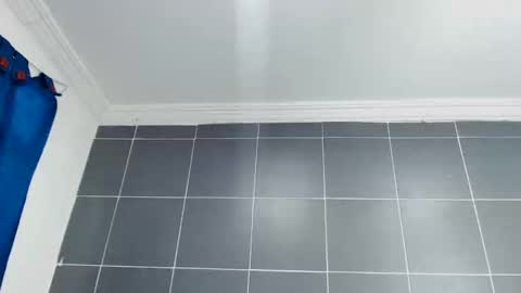 Snapshot of marianngell chatting on November 1, 9:30 pm Mariangel online show from November 1, 9:30 pm