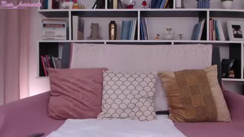 Snapshot of marie_antoinette62 chatting on October 20, 10:18 am Maria online show from October 20, 10:18 am