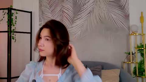 Marie LEAVE YOUR  WITH ME online show from July 17, 5:23 am