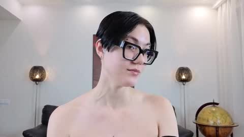 Marie Fitch online show from February 26, 1:15 am