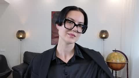 Marie Fitch online show from May 22, 4:21 am