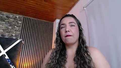 marie_hss online show from March 29, 7:46 pm