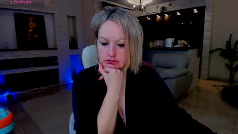 mariemlui online show from February 11, 5:47 pm