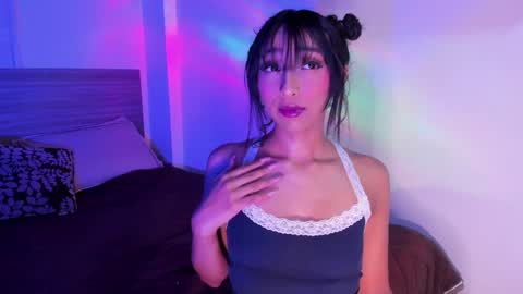 Luna Dulk online show from January 6, 7:52 am