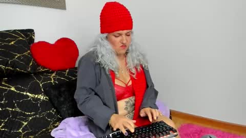 marilyn70 online show from November 28, 11:52 pm