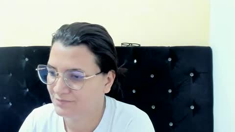 Snapshot of marilyn_garcia chatting on December 22, 2:27 pm MARILYN SEXY online show from December 22, 2:27 pm