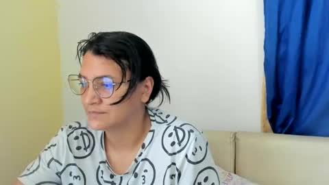 Snapshot of marilyn_garcia chatting on February 11, 5:40 pm MARILYN SEXY online show from February 11, 5:40 pm