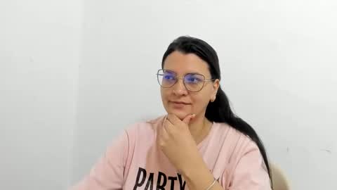 Snapshot of marilyn_garcia chatting on September 14, 1:42 pm MARILYN SEXY online show from September 14, 1:42 pm