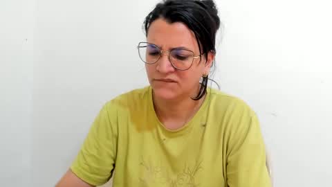 Snapshot of marilyn_garcia chatting on September 17, 4:38 pm MARILYN SEXY online show from September 17, 4:38 pm