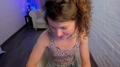 Marla online show from November 27, 2:09 pm