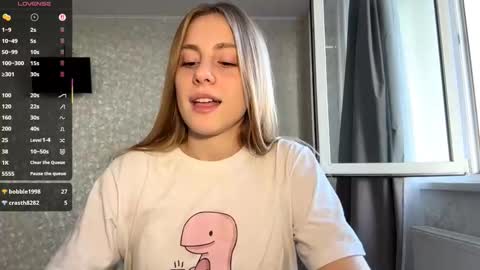 Olivia online show from September 19, 2:27 pm