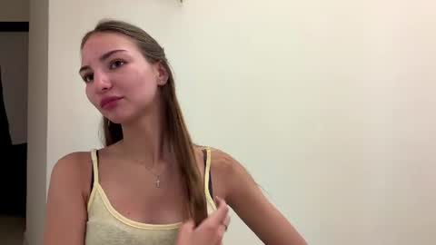 Im Amy I dream about 30 thumbs up online show from July 24, 7:28 am