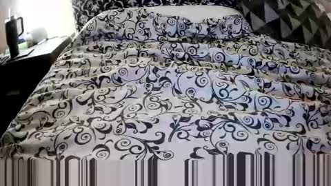 Jess and Nick online show from March 24, 3:12 am