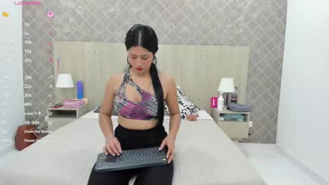 Snapshot of martina_ayala chatting on September 12, 11:50 am Martina online show from September 12, 11:50 am