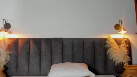 Laura online show from October 6, 7:40 pm