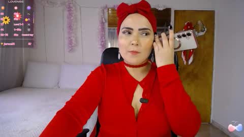 Snapshot of martiniella chatting on October 7, 8:13 pm Antonella Martini online show from October 7, 8:13 pm