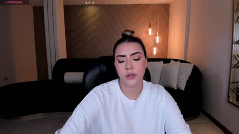 Martinna Bonnet online show from December 17, 10:12 am