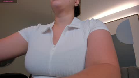 Martinna Bonnet online show from January 12, 10:23 am