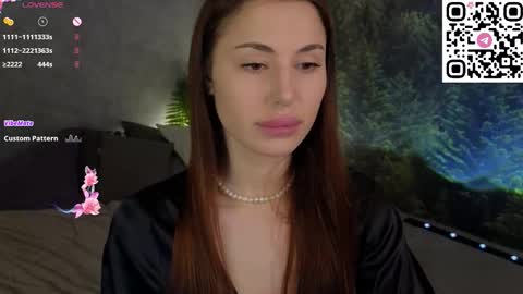 Mary  GMT 3 Mon Tue Wed Thu Fri 0300am - 0900am online show from November 29, 1:20 am