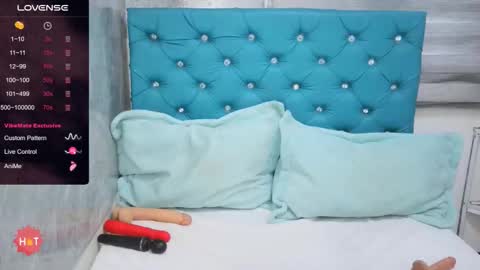  Mary Moon  online show from October 21, 11:03 am