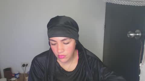 Snapshot of maryam_arabicmilk chatting on December 23, 2:02 am maryam_arabicmilk online show from December 23, 2:02 am