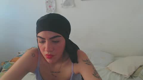 Snapshot of maryam_arabicmilk chatting on March 3, 7:35 pm maryam_arabicmilk online show from March 3, 7:35 pm