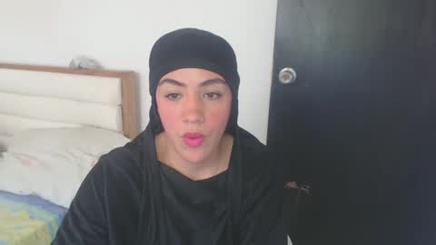 Snapshot of maryam_arabicmilk chatting on January 14, 3:15 pm maryam_arabicmilk online show from January 14, 3:15 pm
