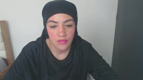 Snapshot of maryam_arabicmilk chatting on January 9, 3:34 pm maryam_arabicmilk online show from January 9, 3:34 pm