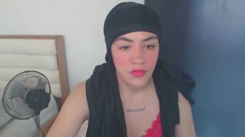Snapshot of maryam_arabicmilk chatting on February 18, 1:44 pm maryam_arabicmilk online show from February 18, 1:44 pm