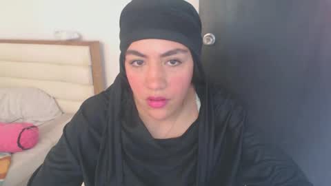 Snapshot of maryam_arabicmilk chatting on January 3, 3:12 pm maryam_arabicmilk online show from January 3, 3:12 pm