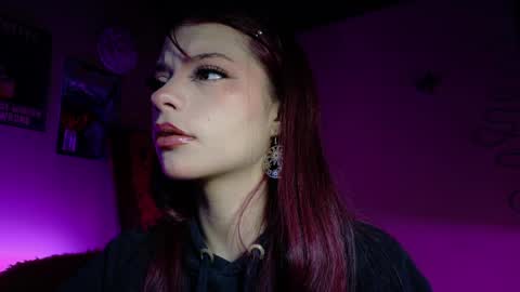     online show from April 9, 7:36 am