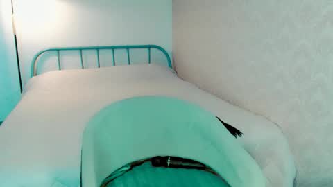 Anna online show from March 10, 5:11 am