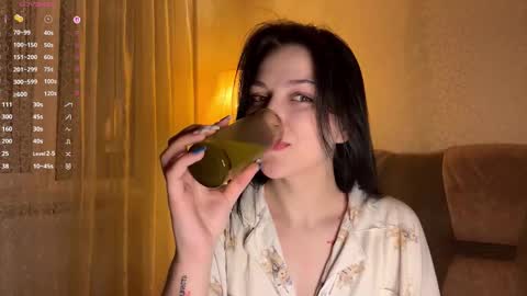 Stephie online show from January 13, 9:19 pm