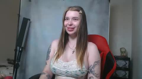 maryh0tlove online show from April 15, 9:21 am